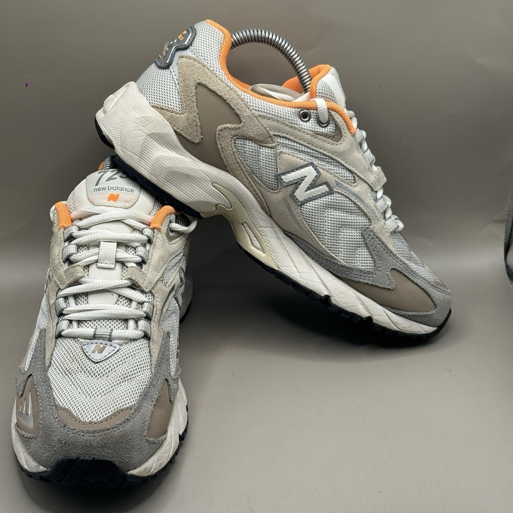 NEW BALANCE  725V1 LIFE STYLE SNEAKERS / Men's 7.5 / Women's 9 - Picture 6 of 8